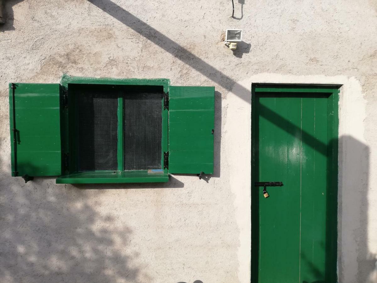 Spacious Family Apartment With Parking In The Shade And Barbecue House Šibenik Esterno foto